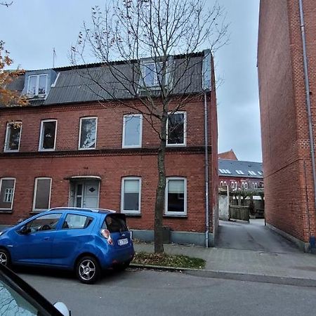 144 Nygardsvej First Floor Right Id 160 Appartement Esbjerg Buitenkant foto